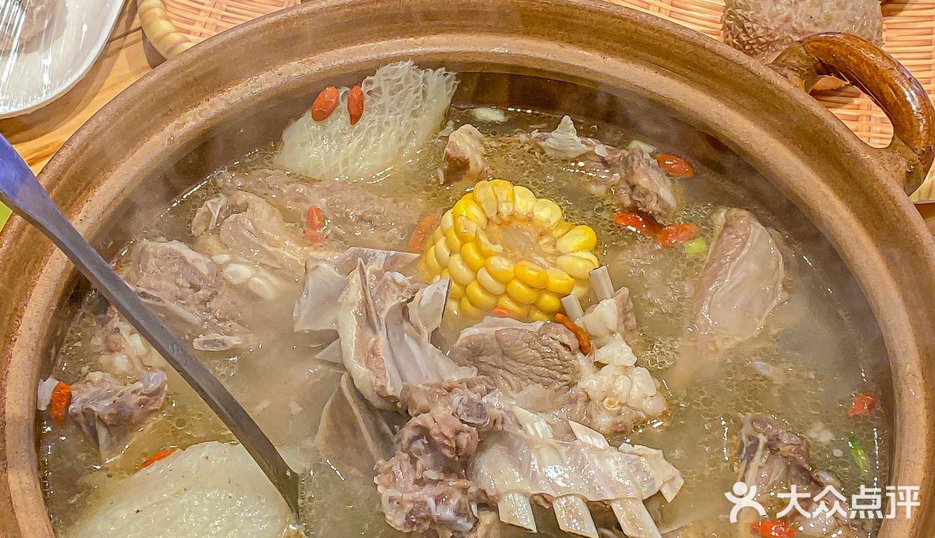 想告诉厦门的朋友，这家羊肉炉有多好吃！！