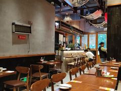 -8PINTS八品脱·日料·烧鸟·精酿小酒馆(莘庄店)