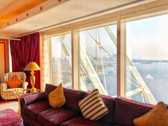 -迪拜帆船酒店海底餐厅