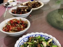 -铁头烧菜馆(立新路店)