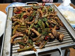 -95号酱骨·一块豆腐(展春园西路店)