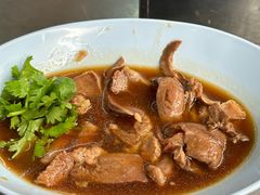 -Kha Mu Charoensang(Silom)