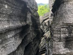 -梭布垭石林景区