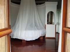 -三亚亚龙湾人间天堂鸟巢度假村