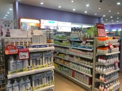 -爱婴室(上海浦建路店)