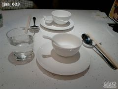 明艳照人的餐具-太兴餐厅(东方广场分店)