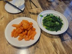 -香山湖家家宴(中山陵店)
