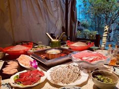 -二荆条·蜀鲜汇城市森林火锅