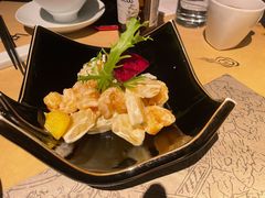 凤梨虾球-穹六人间 people 6(岳阳路店)