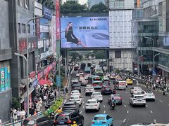 -观音桥步行街