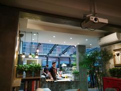 -HIGH FIVE哈福手工汉堡(桂林路店)