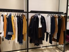 -阿玛施(万达广场松江店)