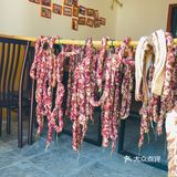 连降噪耳机都能够舍弃，一个双肩包就到达这里