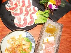 -山之屋炭火烧肉·生啤畅饮(大朗万科中央公园店)