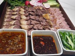 -吴记酱骨炖菜馆(康安路店)