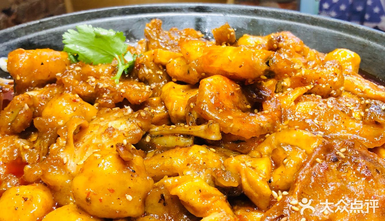 情定香辣煲，辣而不腻！
