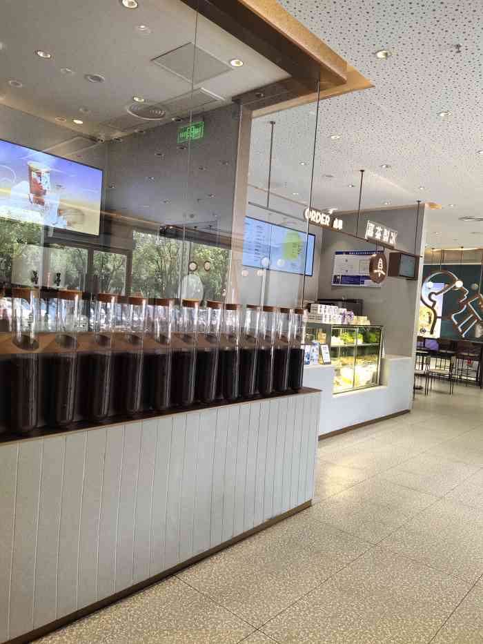 喜茶(八佰伴华府店)-"喜茶(八佰伴华府店)~嘉兴的第二家喜茶.