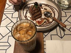 -懒鱼时光馆(沙坪坝店)