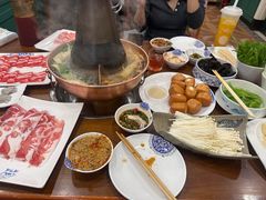 -楼外楼大刀肉传统火锅居(博学路店)