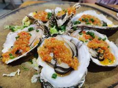 蒜茸烧生蚝-蠔爺王志德生蚝馆(金沙湾店)