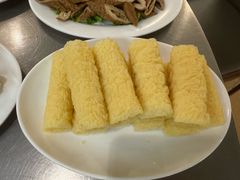-胡须佬鸡煲四季火锅店(石厦西村直营店)
