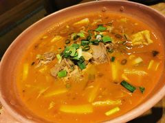 -云海肴·汽锅鸡·云南菜(天山百盛优客店)