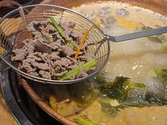-洱火云南酸菜牛肉火锅(石景山当代商城店)