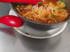 -铁锅哥米线