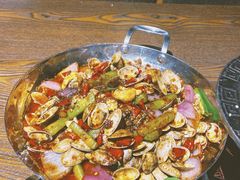 -壕吃时代(伟业广场斜对面)