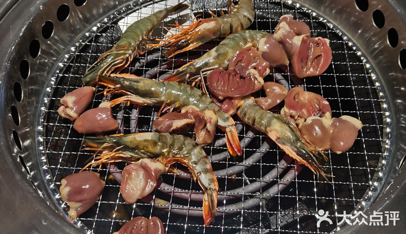 99元餐费加上15元饮料畅饮！很良心的价格了！