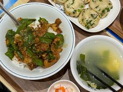 -李与白包子铺(桐梓林店)
