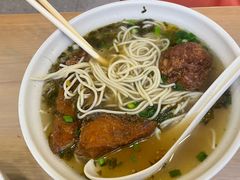 -佬钱湾仔(衣裳街店)