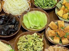 -黔有有贵州酸汤夺夺粉火锅(五味十字店)