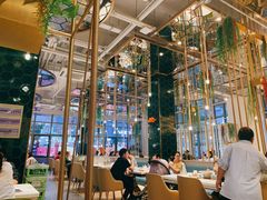 大堂-红樱桃·欢乐餐厅(太原里店)