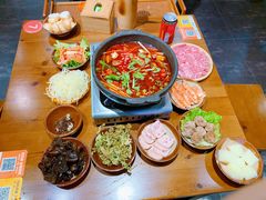 -黔有有贵州酸汤夺夺粉火锅(五味十字店)