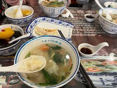 -长人馄饨铺(解放街店)