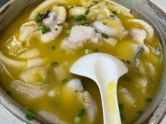 酸汤乌鱼片-鹅冠港式茶餐厅(来福士店)