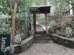 -沣峪森林公园龙潭戏水景区