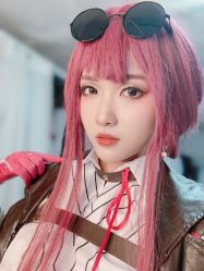 -星元素cosplay动漫摄影写真工作室
