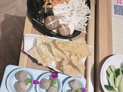 -煲大王猪肚鸡·椰子鸡火锅(红谷滩万达店)