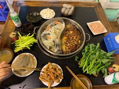 -苟味道老火锅(黄桷坪店)