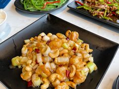 -本来精品川菜(嘉里中心店)