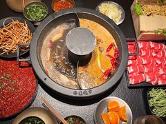 -晓宇重庆火锅(西安荟聚店)