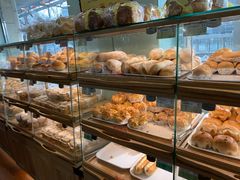 面包甜点陈列柜-新侨三宝乐面包店(崇文门店)