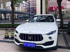 -富君租车(外滩店)