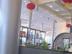 -成都中升之星奔驰4S店
