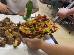 -小柒家第一锹东北菜(城关店)