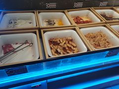 -鑫海汇海鲜烤肉火锅自助(七彩城店)