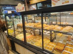 -皇冠幸福里动物奶油生日蛋糕(万达店)