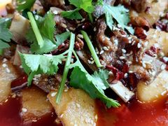 -临界音乐酒馆·小龙虾·江湖菜(华熙LIVE·鱼洞店)